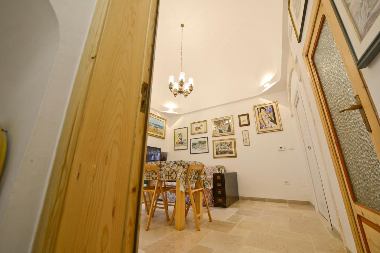 Ostuni Guest House Esterno foto